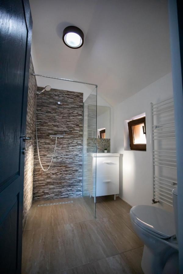 Dania&Petru Residence ตือร์กูออกนา ภายนอก รูปภาพ