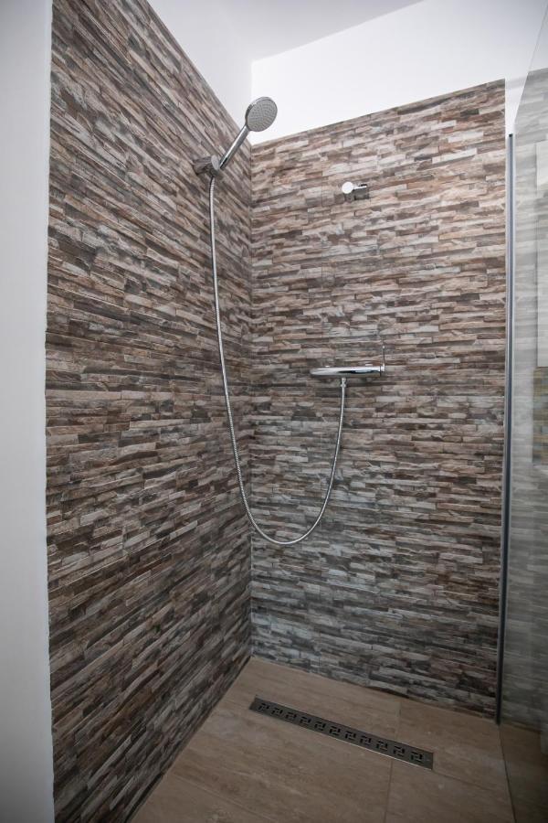 Dania&Petru Residence ตือร์กูออกนา ภายนอก รูปภาพ