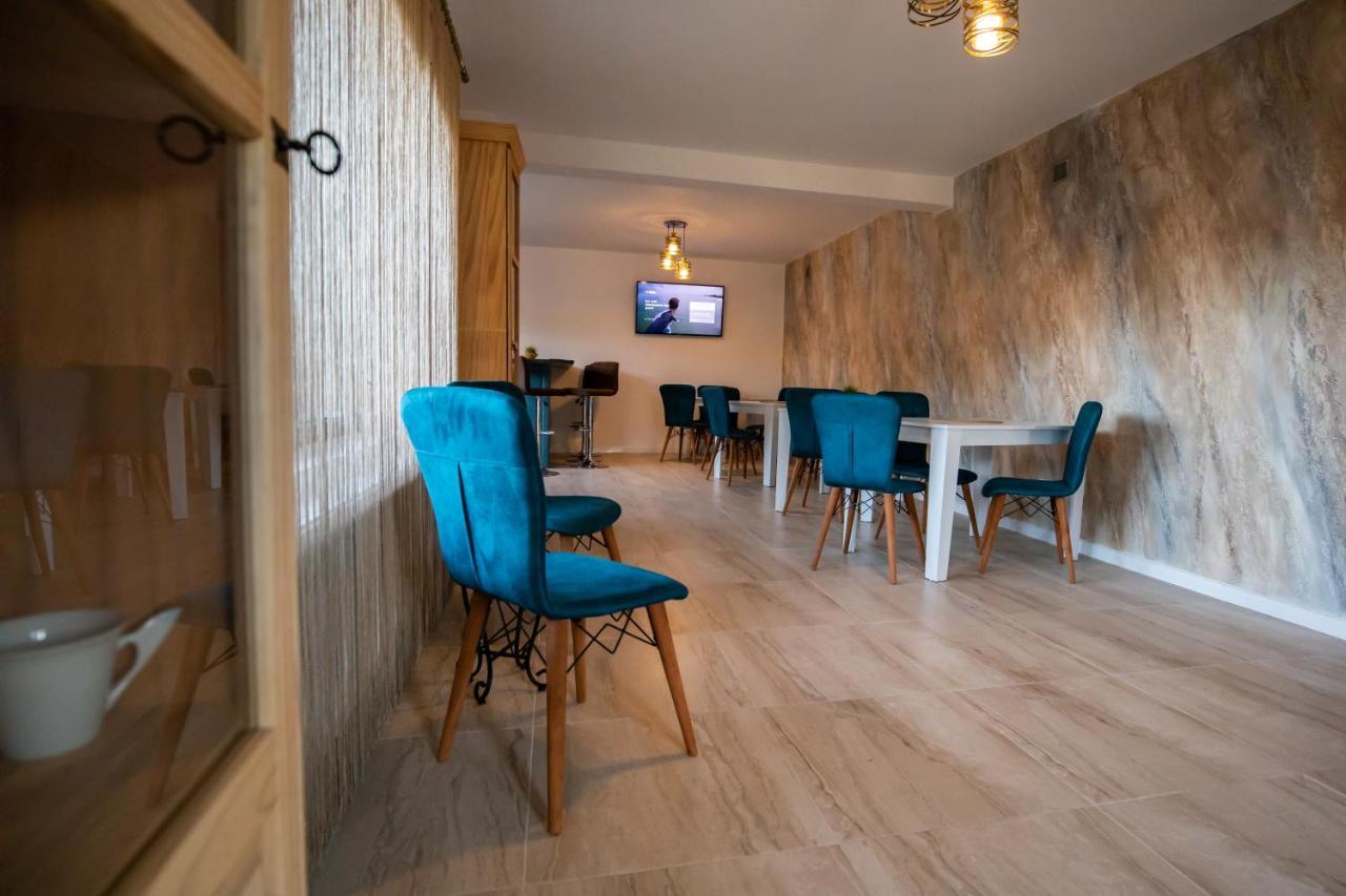 Dania&Petru Residence ตือร์กูออกนา ภายนอก รูปภาพ
